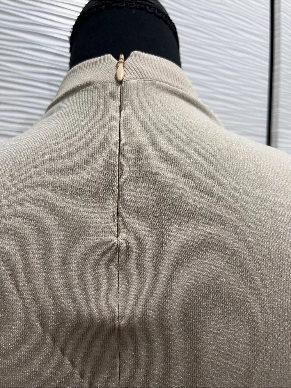Tory Burch Beige V-Neck Short Sleeve Top